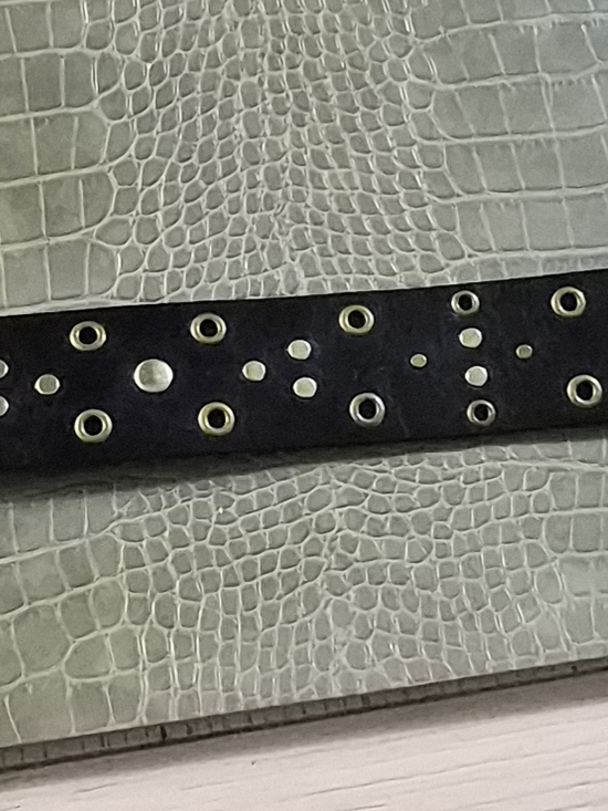 Coach Gold Oval Logo Buckle with Black Strap - Picture 2 of 5